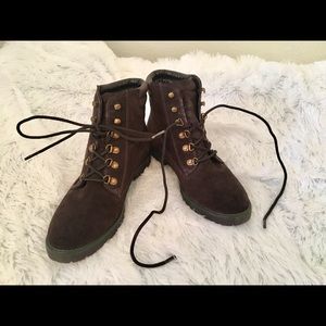 Ralph Lauren lace up brown leather boots